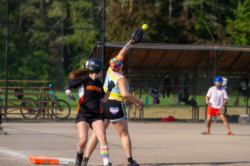 Outrunning a play to first